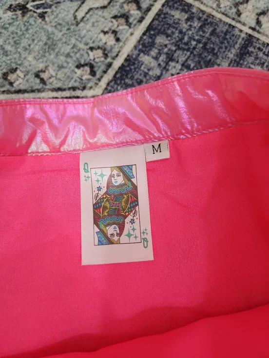 Queen Of Sparkles rectangle sequin skirt in hot pink - Picture 8 of 9